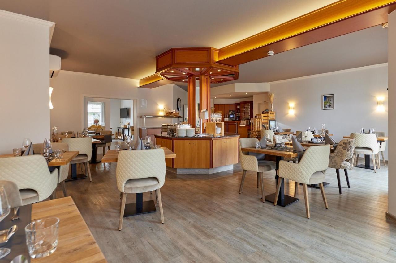 Moselhotel Weinhaus Simon 'Sauna'Restaurant'Eladesaeule 温特里希 外观 照片