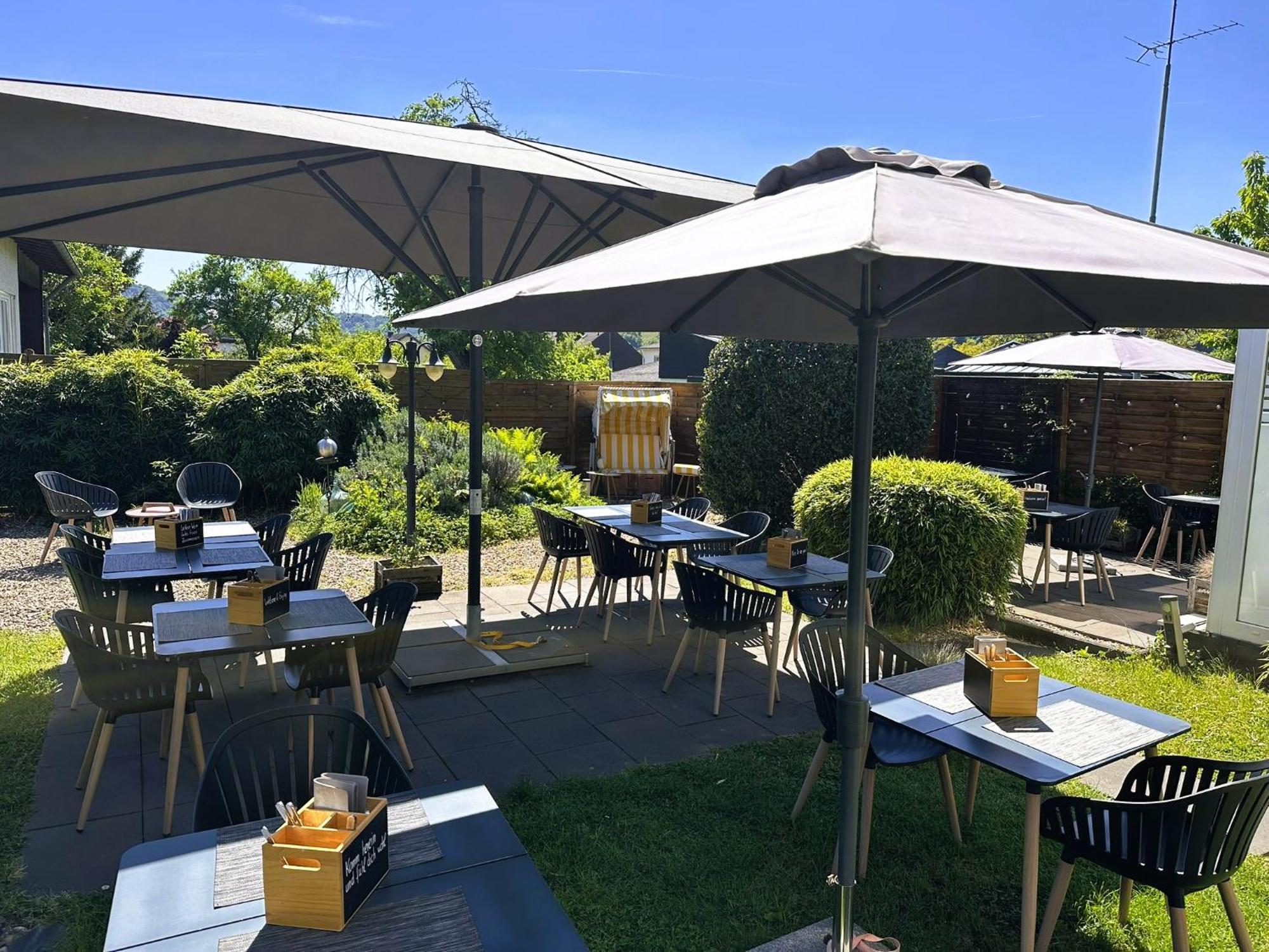 Moselhotel Weinhaus Simon 'Sauna'Restaurant'Eladesaeule 温特里希 外观 照片